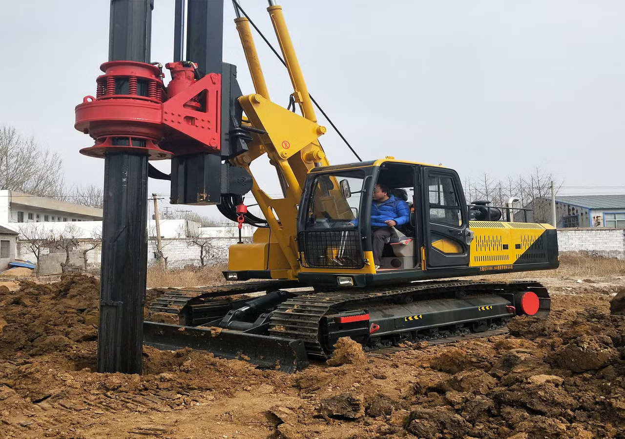 Crawler-Type-20m-Water-Borehole-Drilling-Machine-with-SGS-Certification-for-Sale (1)